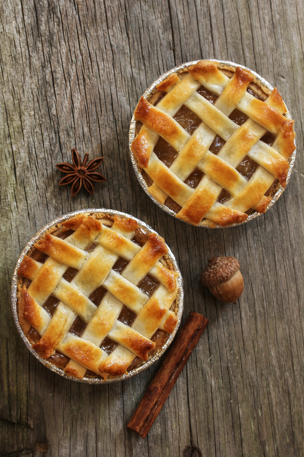 Homemade Mini Apple Pies 